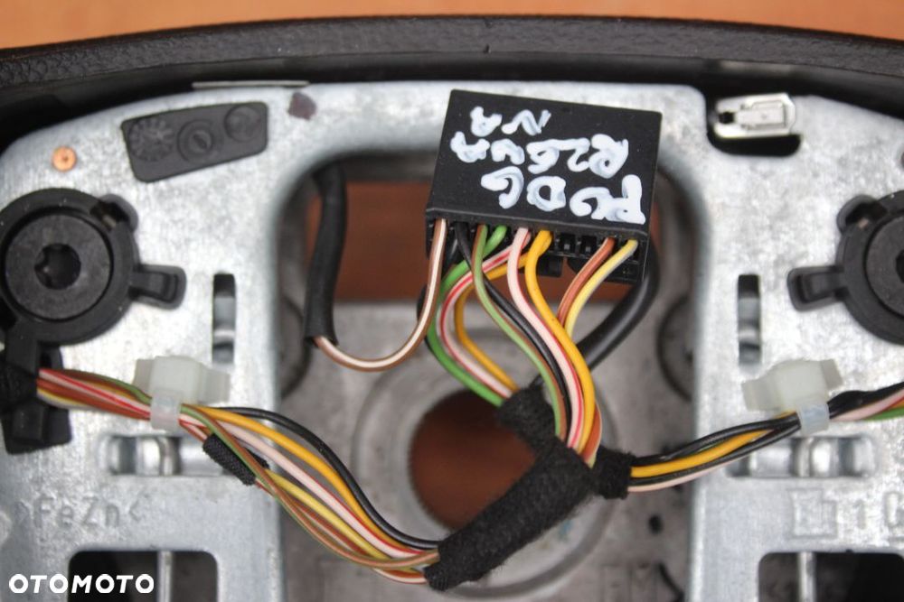 KIEROWNICA SKÓRA WIELOFUNKCJA PODGRZEWANA OPEL MERIVA B - 7