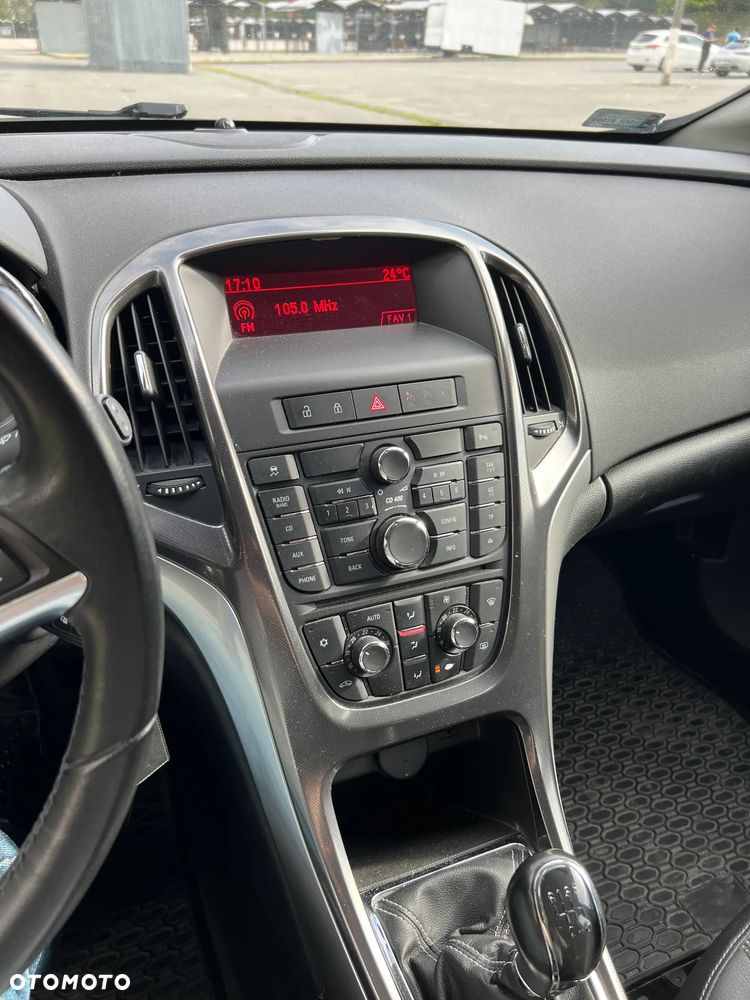 Opel Astra 1.4 T Cosmo - 23