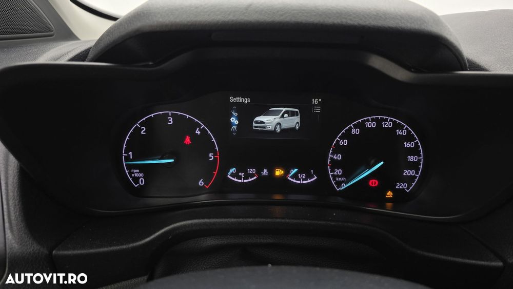 Ford Transit Connect - 16
