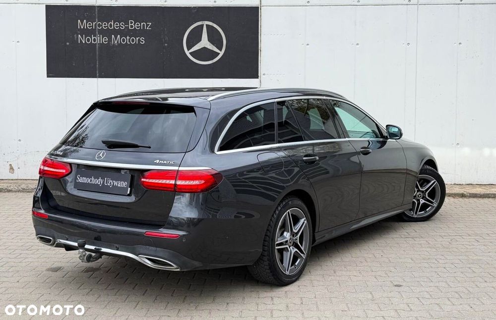 Mercedes-Benz Klasa E 220 d 4-Matic AMG/Avantgarde - 10