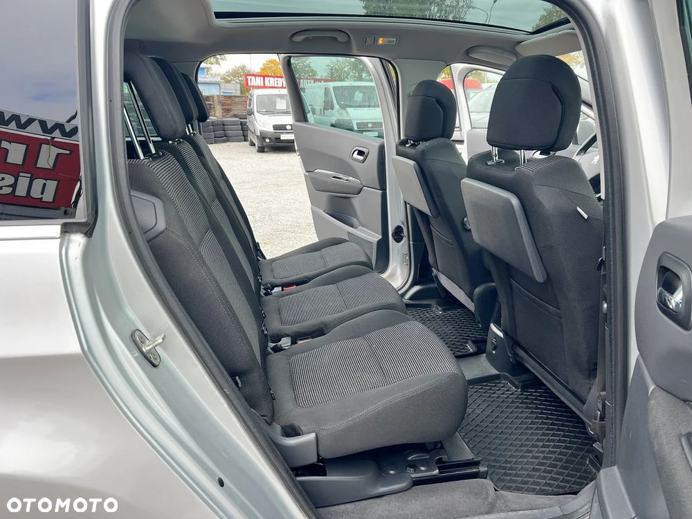 Peugeot 5008 1.6 HDi Premium - 14