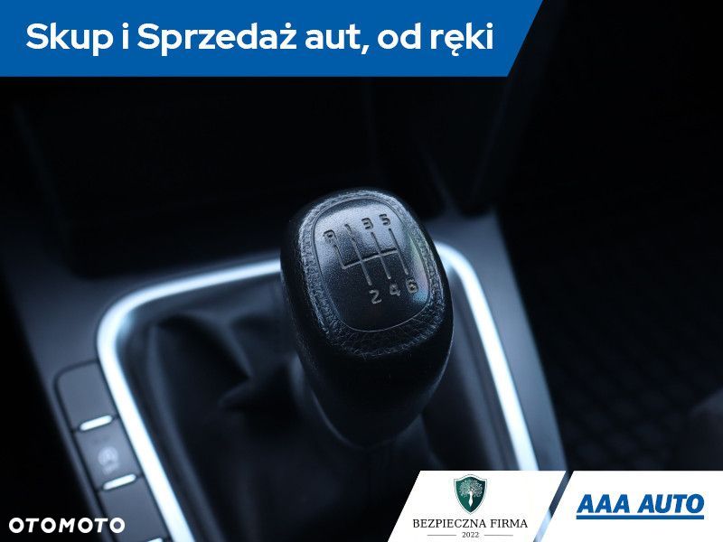 Kia Ceed - 15