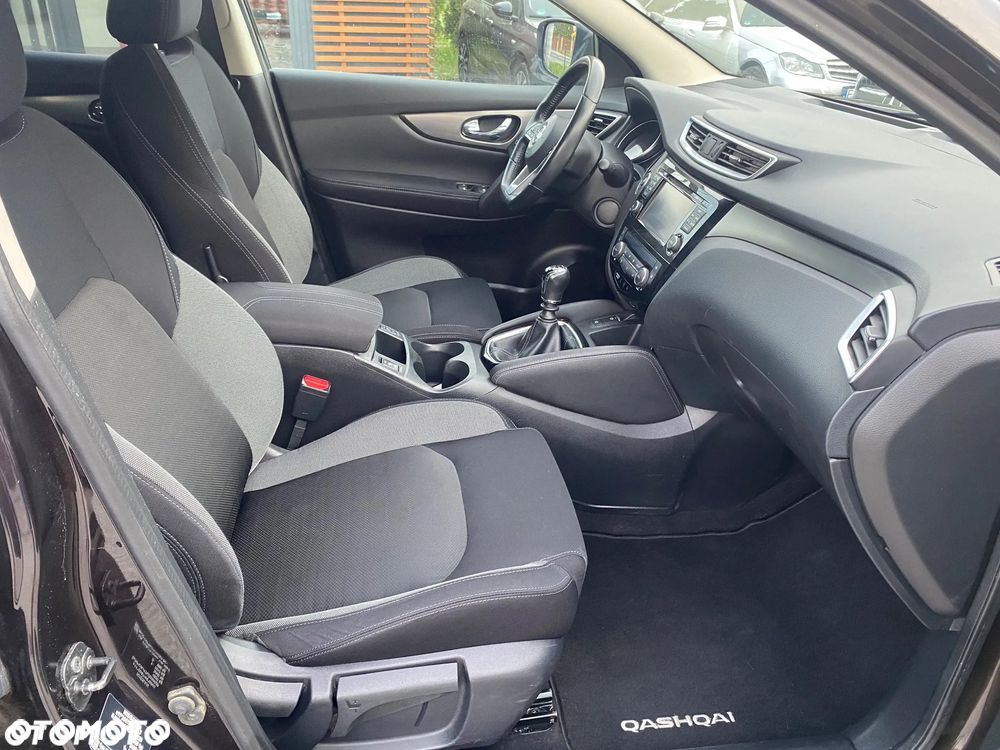 Nissan Qashqai 1.6 DIG-T N-Tec - 27