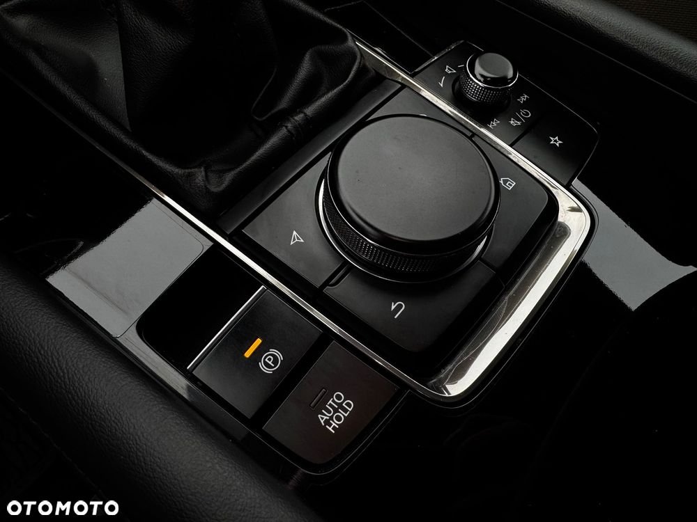 Mazda 3 2.0 mHEV Kanjo - 32