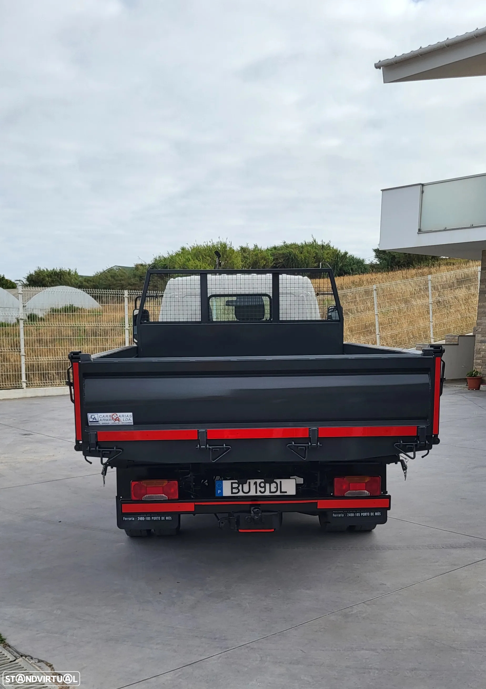 Toyota Dyna Tribasculante - 11