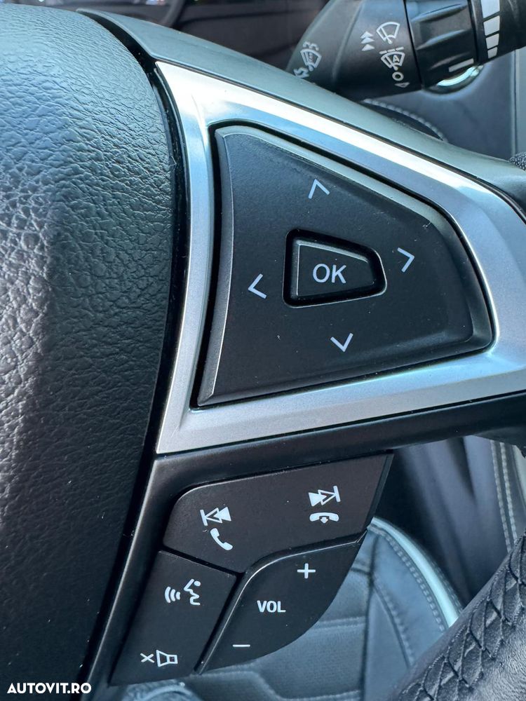 Ford Mondeo 2.0 CVT VIGNALE - 25