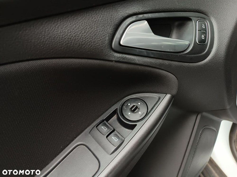 Ford Focus 1.5 TDCi Trend - 21