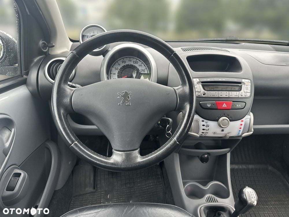 Peugeot 107 1.0 Trendy - 16