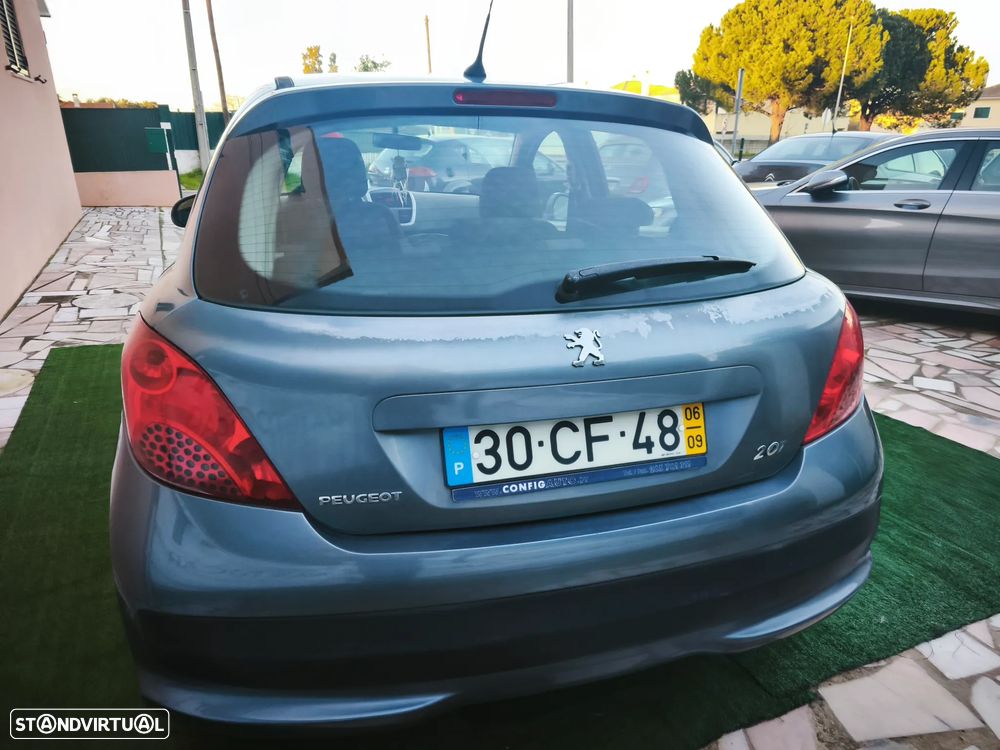 Peugeot 207 1.4 HDi Premium - 30