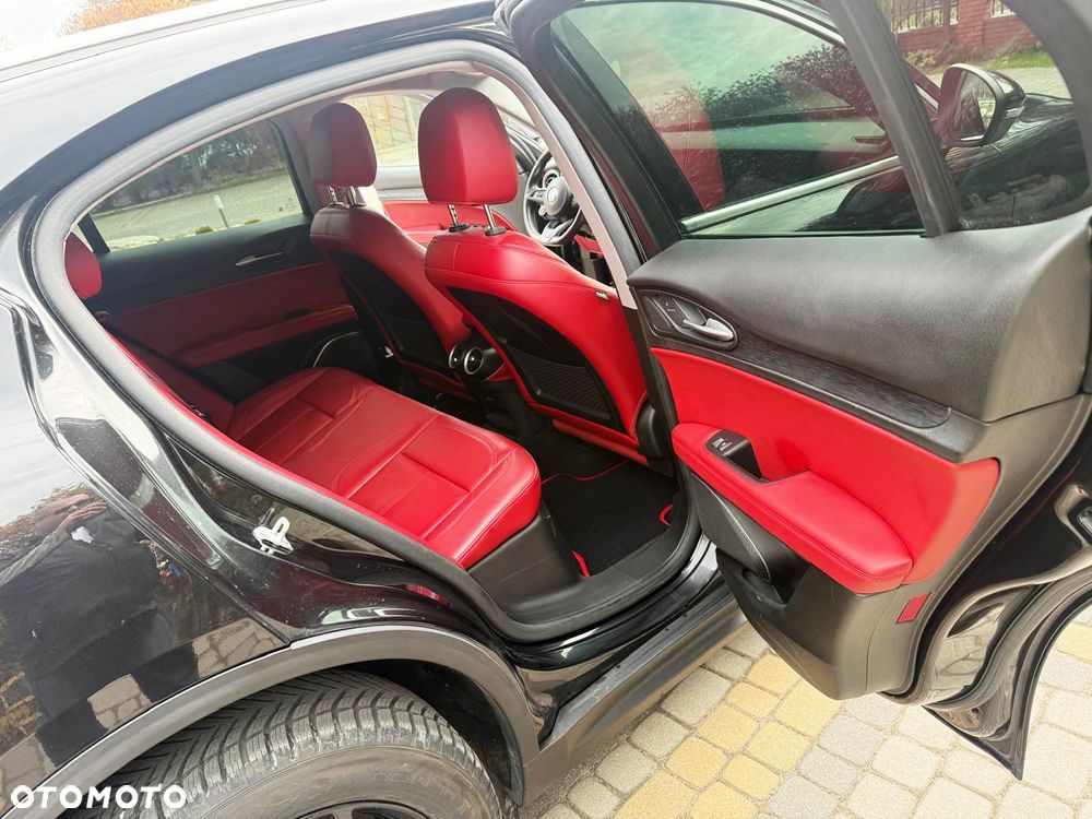 Alfa Romeo Stelvio 2.0 Turbo 16V AT8-Q4 Competizione - 22