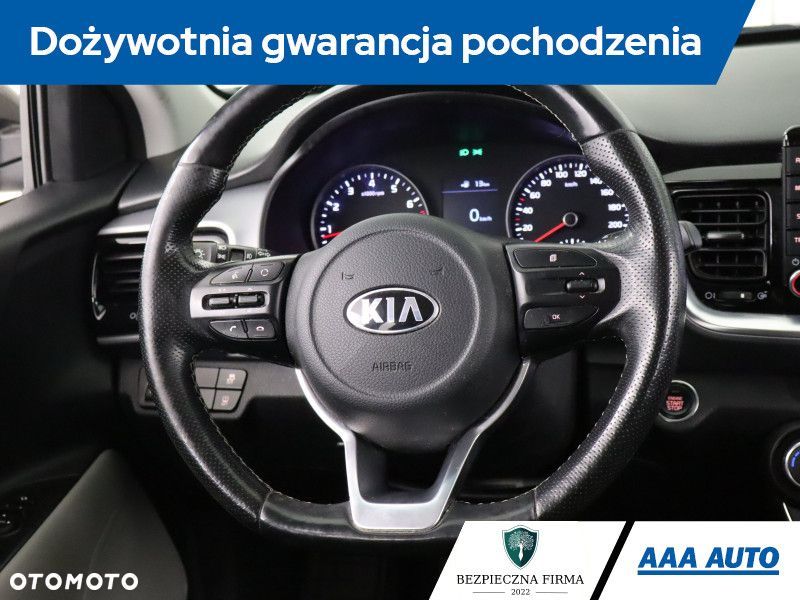 Kia Stonic - 23