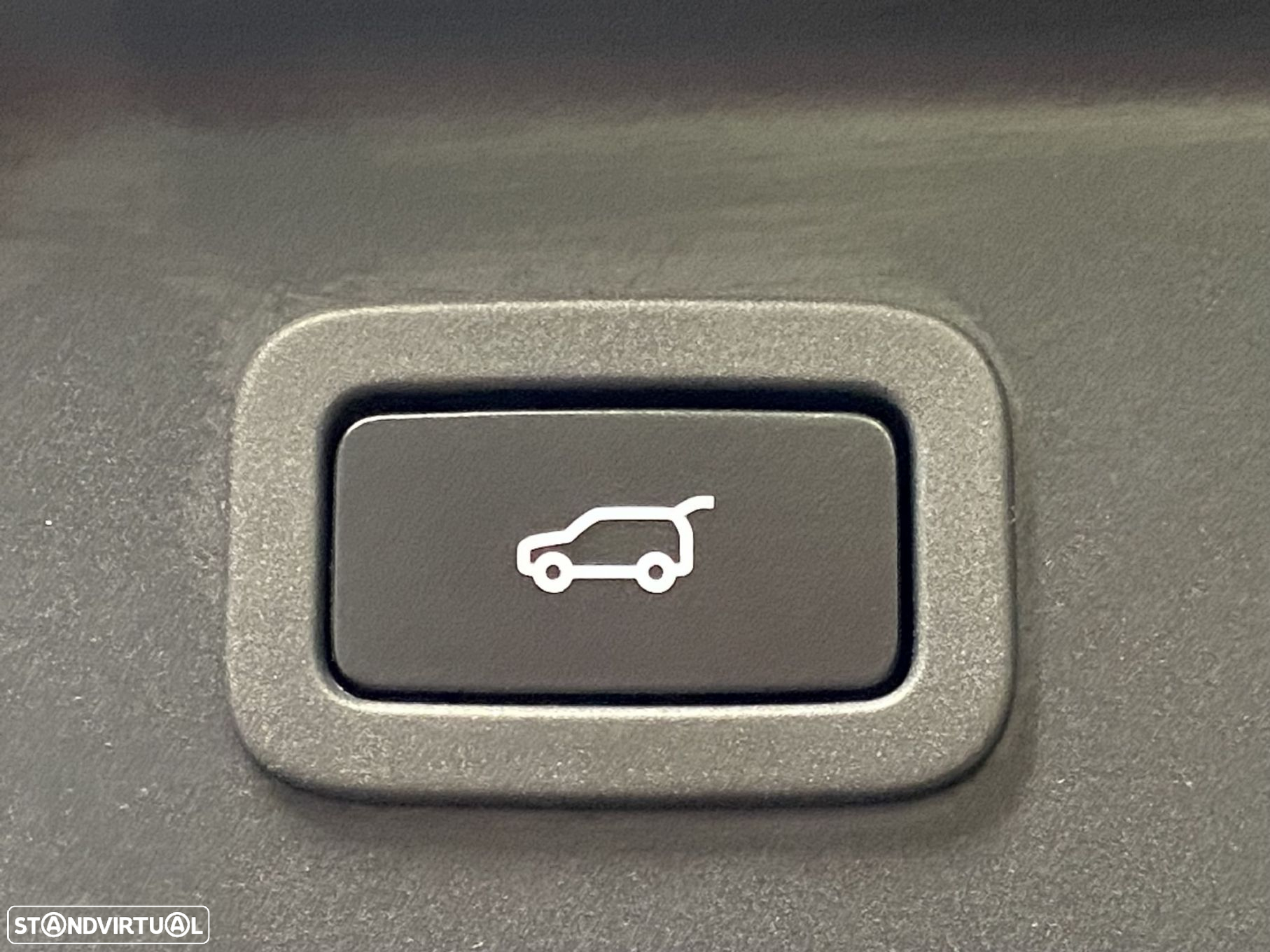 Land Rover Range Rover Velar 2.0 D200 AWD R-Dynamic S - 23