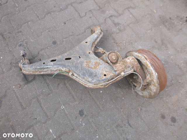 WAHACZ LEWY TYŁ LEWY TYLNY VOLKSWAGEN T4 - 12