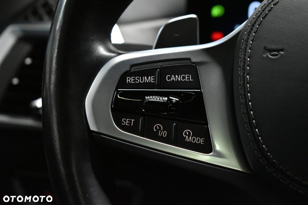 BMW X7 - 16