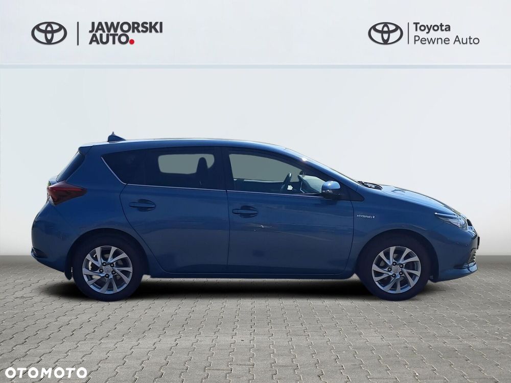 Toyota Auris - 7