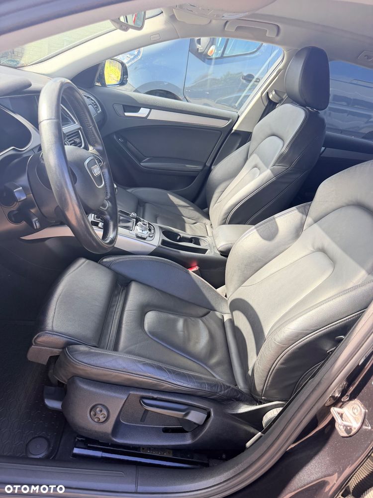 Audi A4 Avant 2.0 TDI - 10