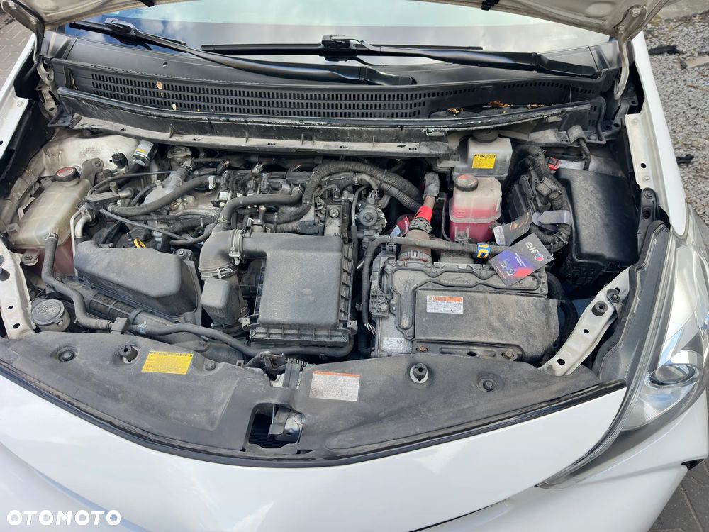 Toyota Prius+ 1.8 HSD Luna - 11