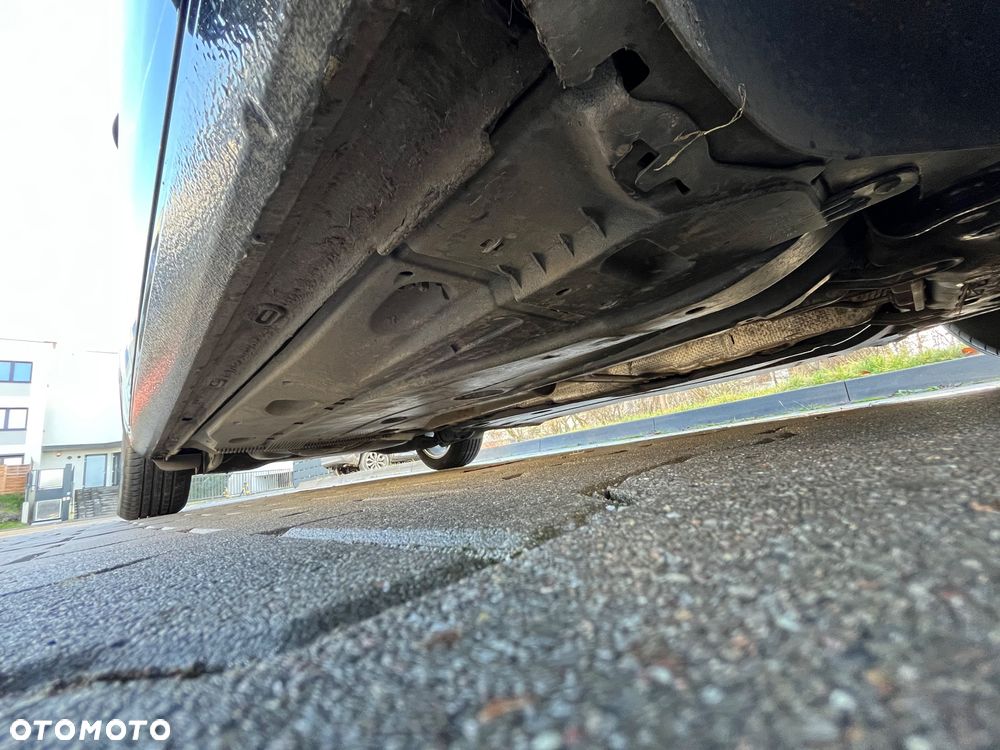 Volkswagen Golf 1.4 TSI BMT Highline - 38