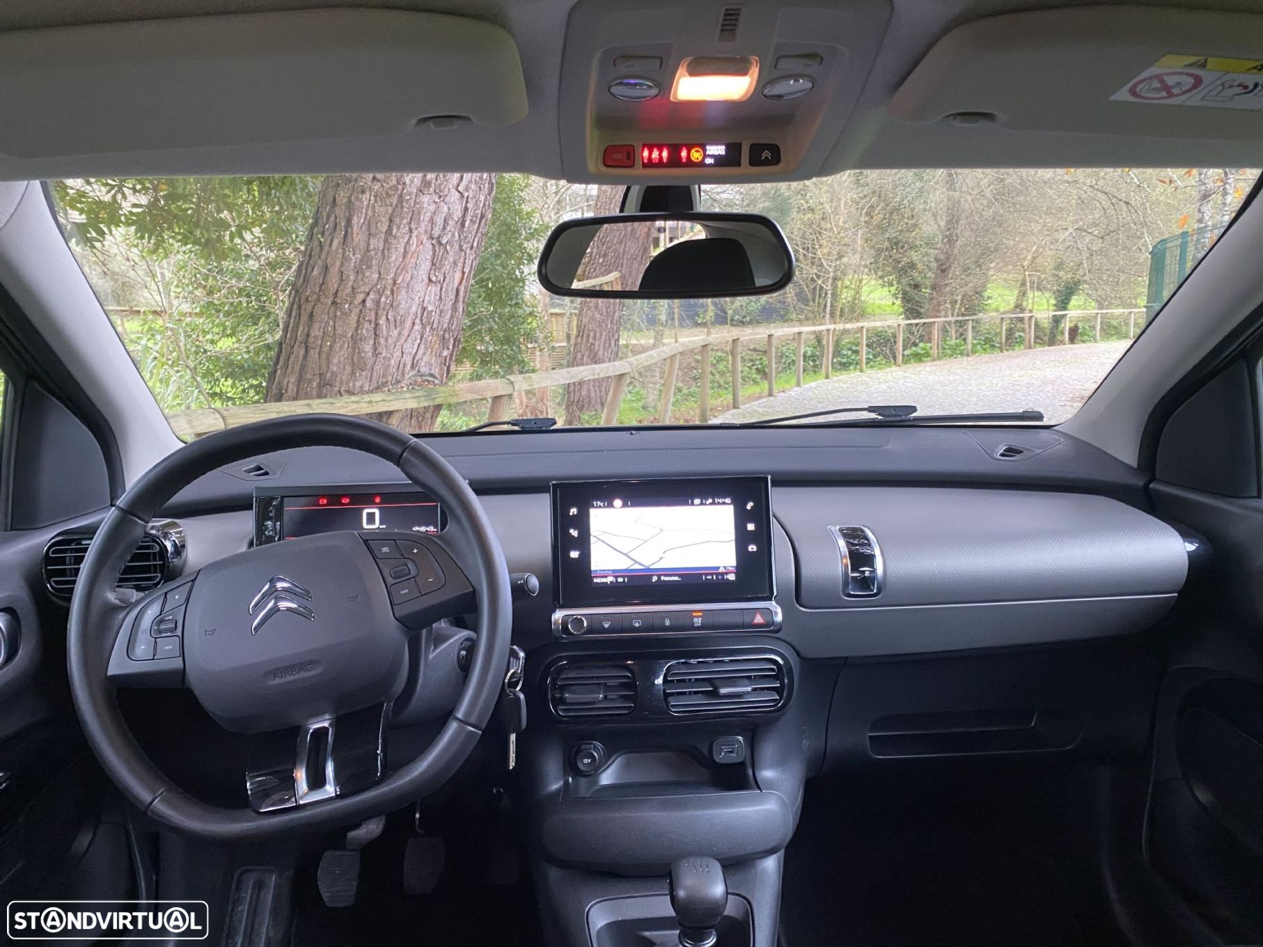Citroën C4 Cactus 1.2 PureTech Shine - 23