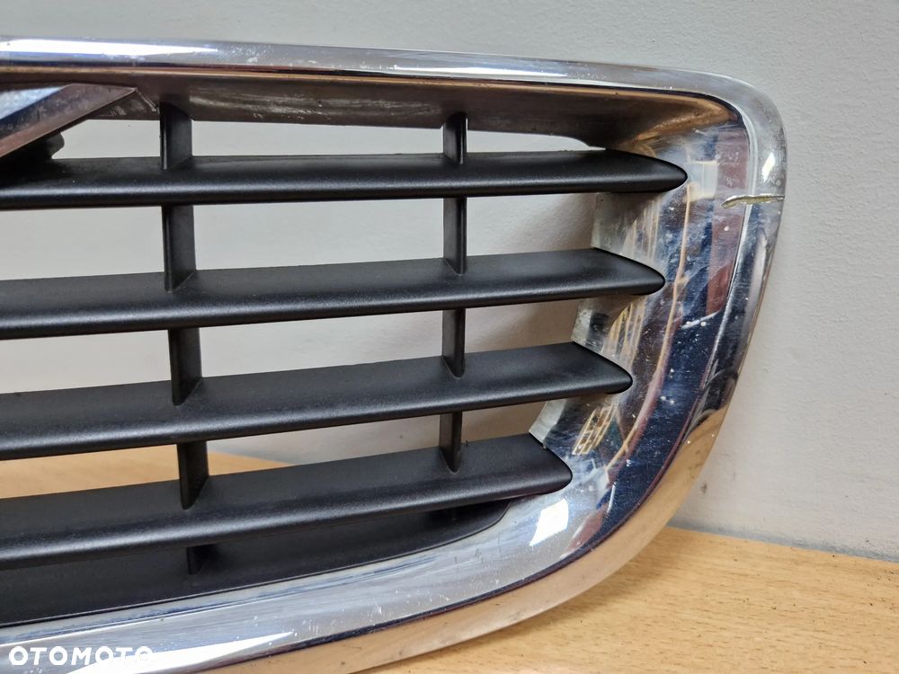 VOLVO V50 LIFT ATRAPA GRILL 07-12 30744916 - 4