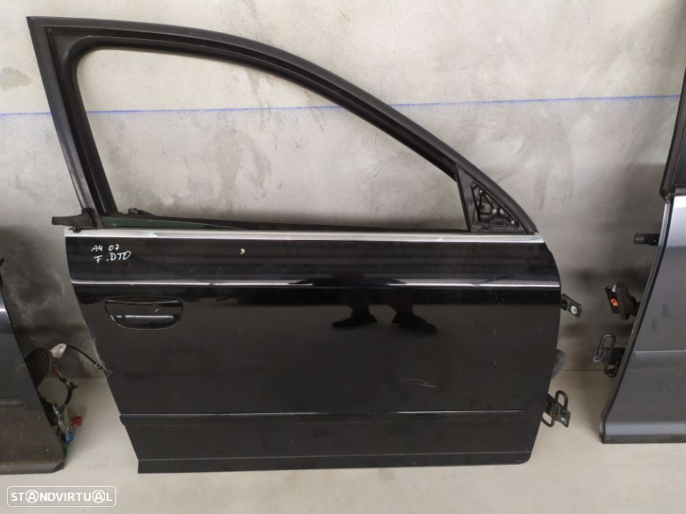 PORTA AUDI A4 B7 04-08 - FRENTE DIREITA / ESQUERDA - 1
