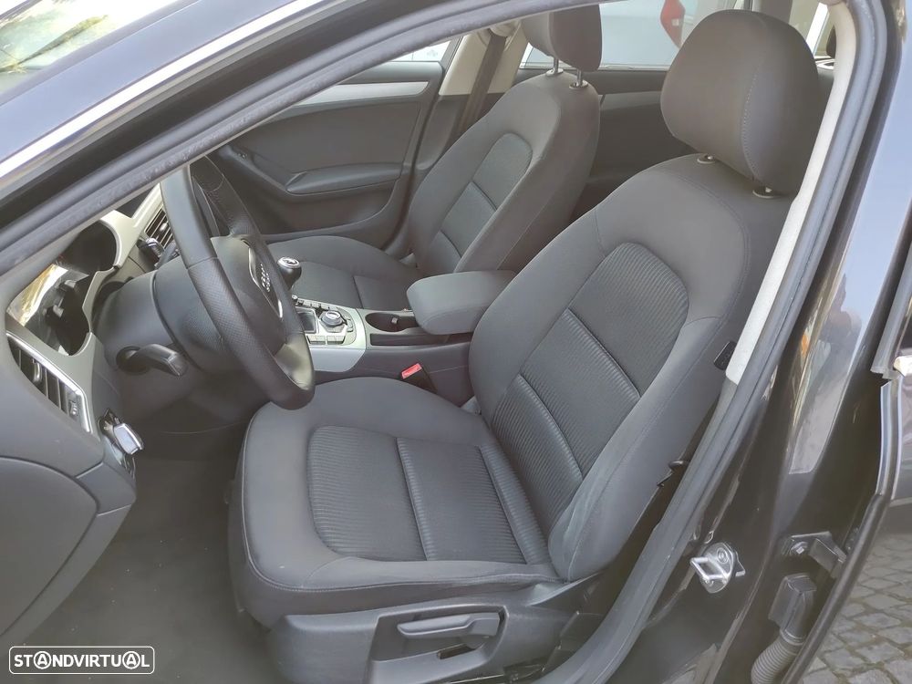 Audi A4 Avant 2.0 TDi Advance - 14