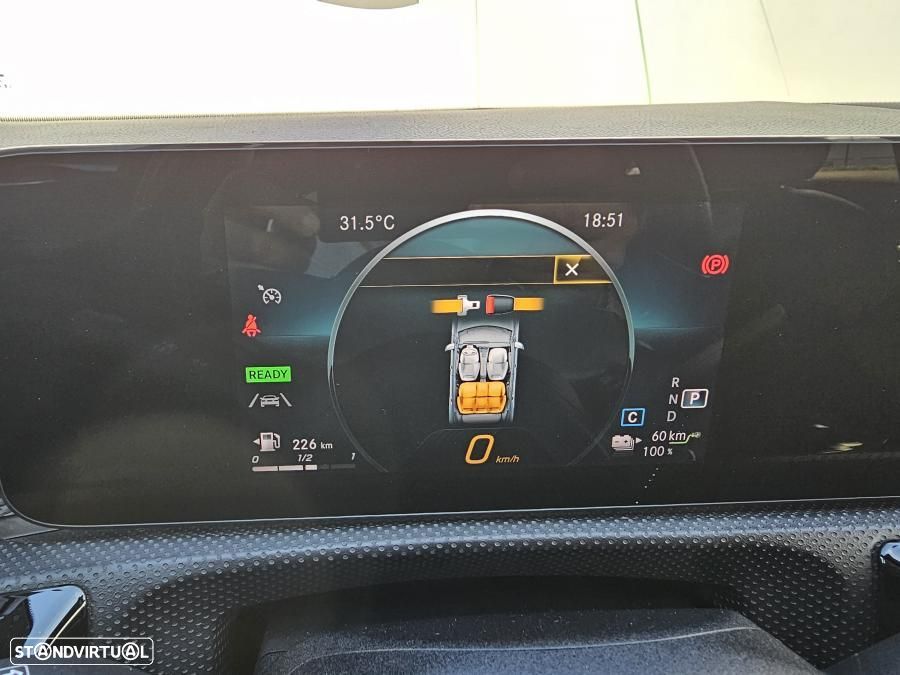 Mercedes-Benz CLA 250 e 8G-DCT Progressive - 32