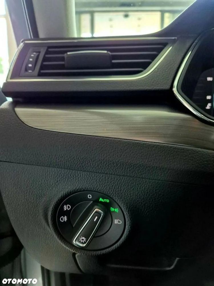 Skoda Superb 2.0 TSI Style DSG - 29