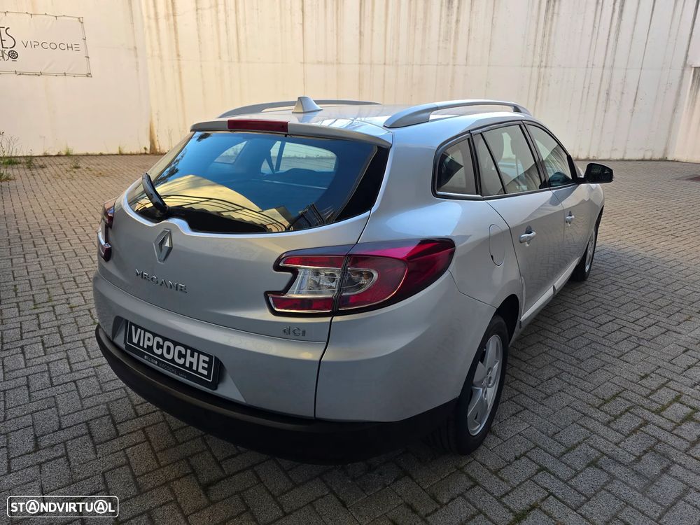Renault Mégane Sport Tourer 1.5 dCi Dynamique SS - 33