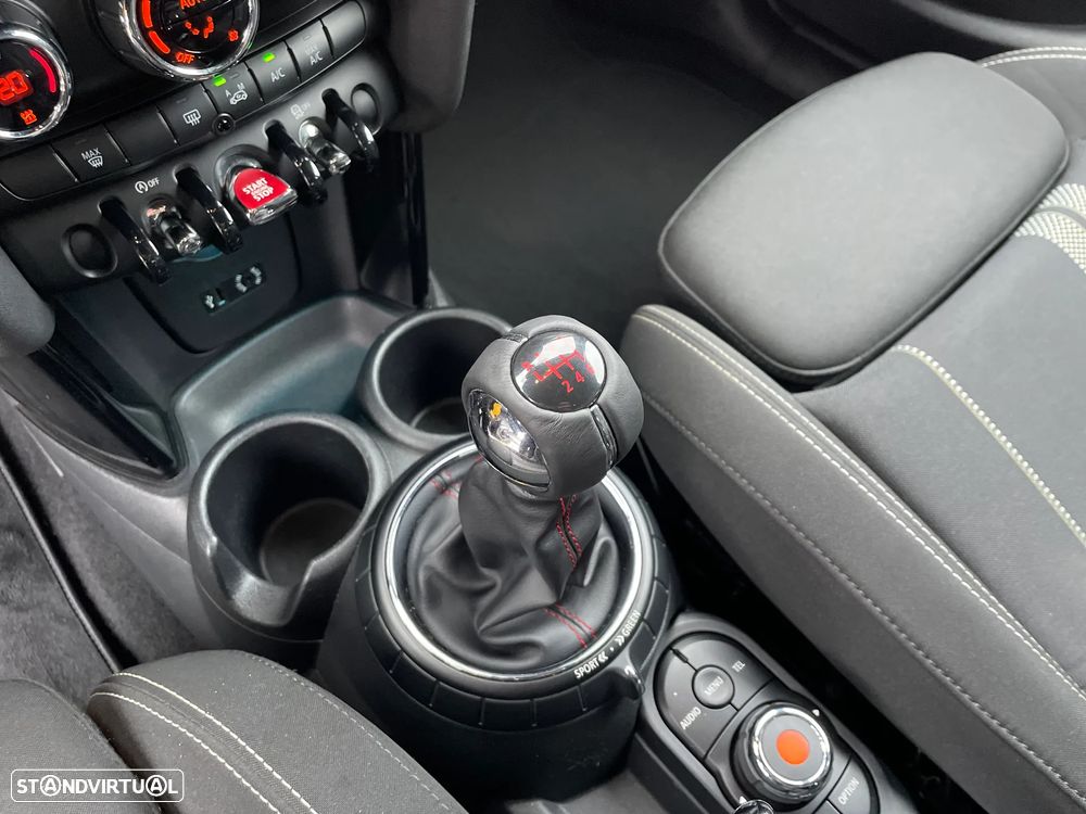 MINI 5 Portas One D - 17