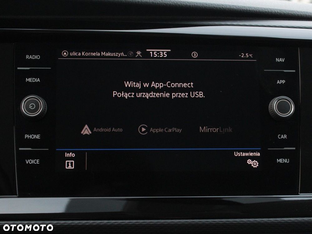 Volkswagen Caravelle 2.0 TDI L2 Comfortline DSG - 25