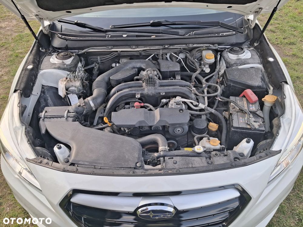 Subaru Legacy 2.5i Sport - 21