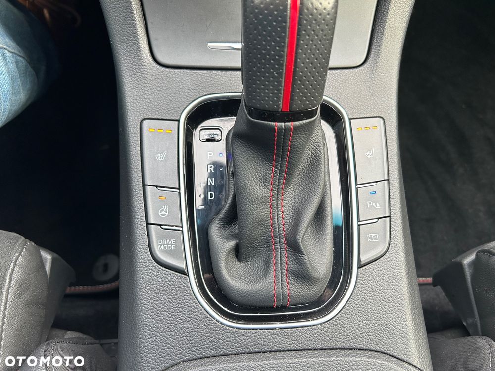 Hyundai i30 1.5 T-GDI 48V-Hybrid DCT N-Line - 25