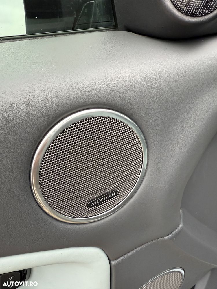 Land Rover Range Rover Evoque - 12