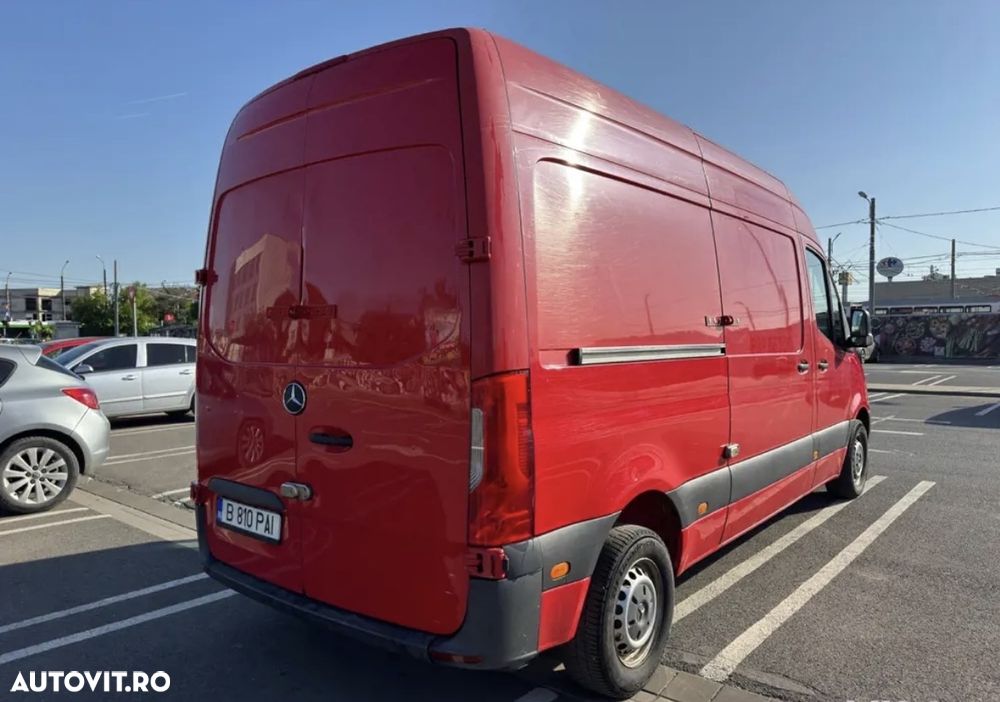 Mercedes-Benz Sprinter - 9