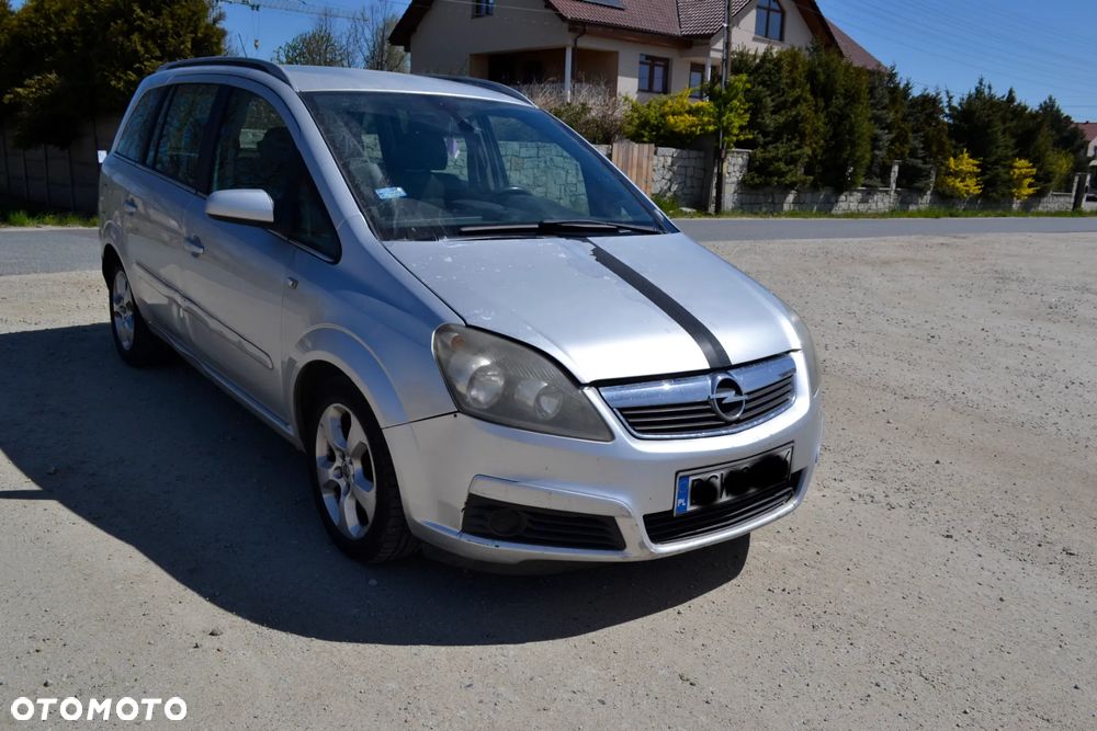 Opel Zafira 1.9 CDTI - 4