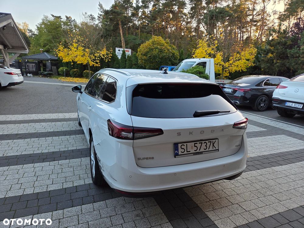 Skoda Superb 2.0 TDI SCR 4x4 Drive DSG - 16