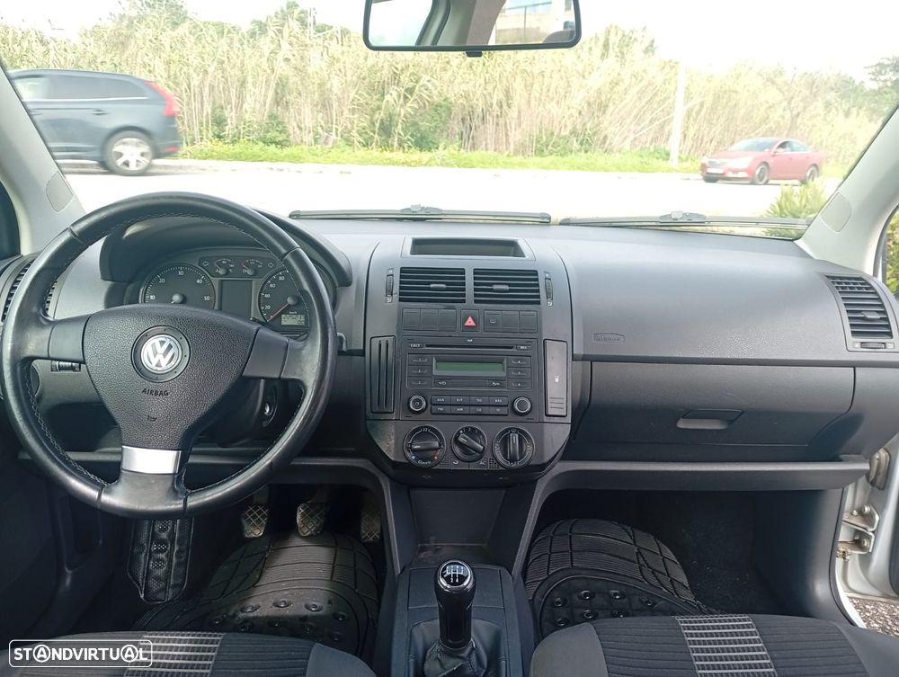 VW Polo 1.4 TDi Confortline - 6