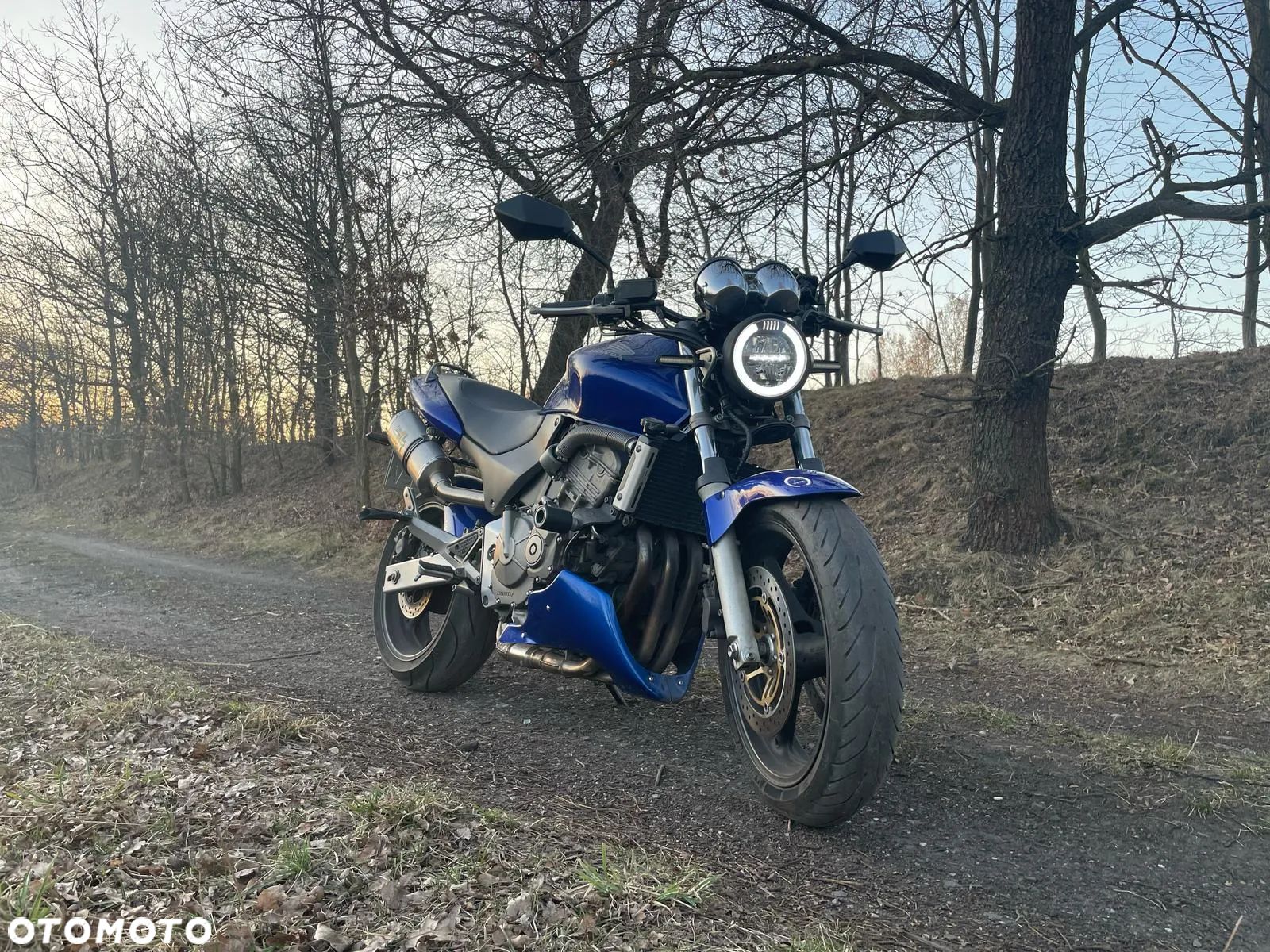Honda CB - 1