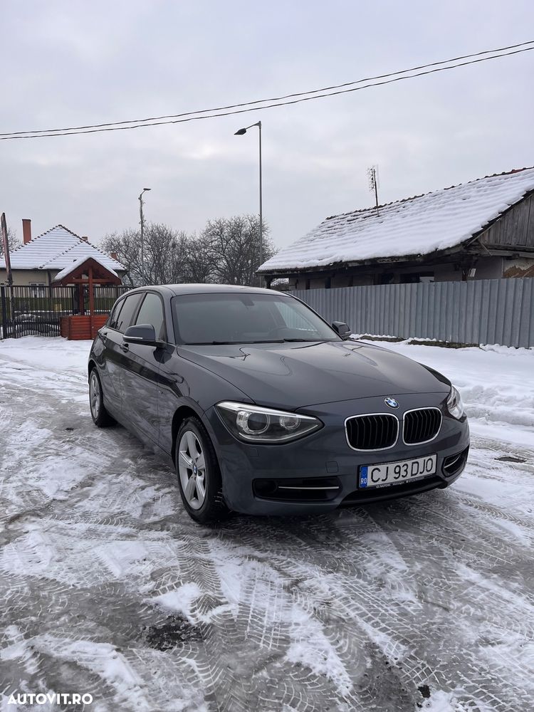 BMW Seria 1 120d Sport Line - 2