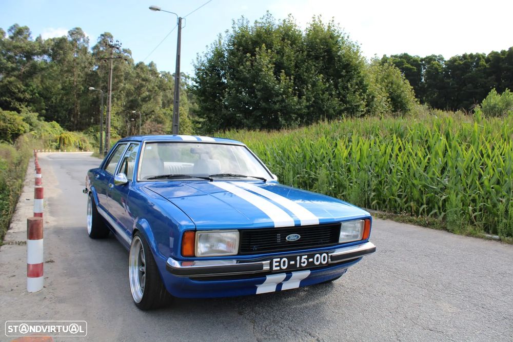Ford Cortina - 6