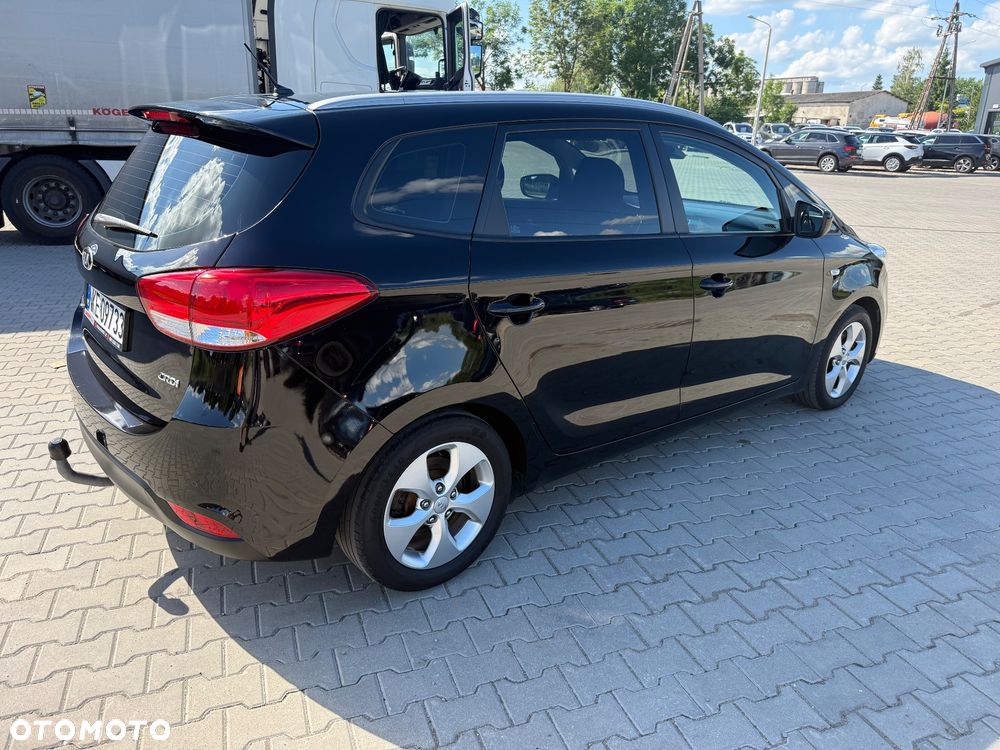 Kia Carens 1.7 CRDi 115 Dream-Team Edition - 12