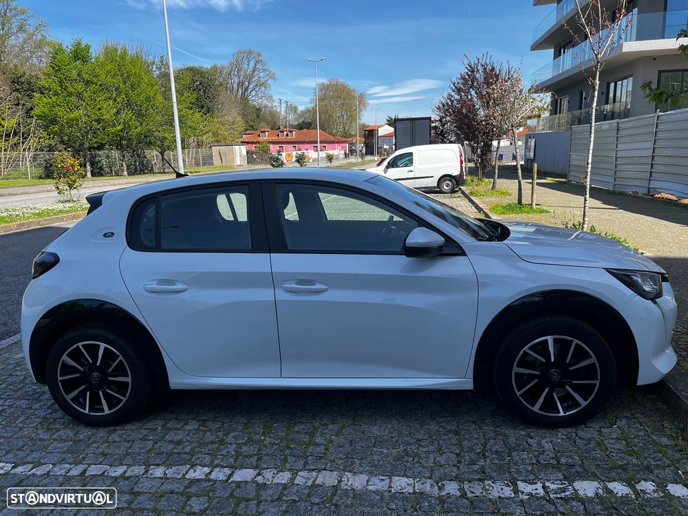 Peugeot e-208 50 kWh Active Pack - 3