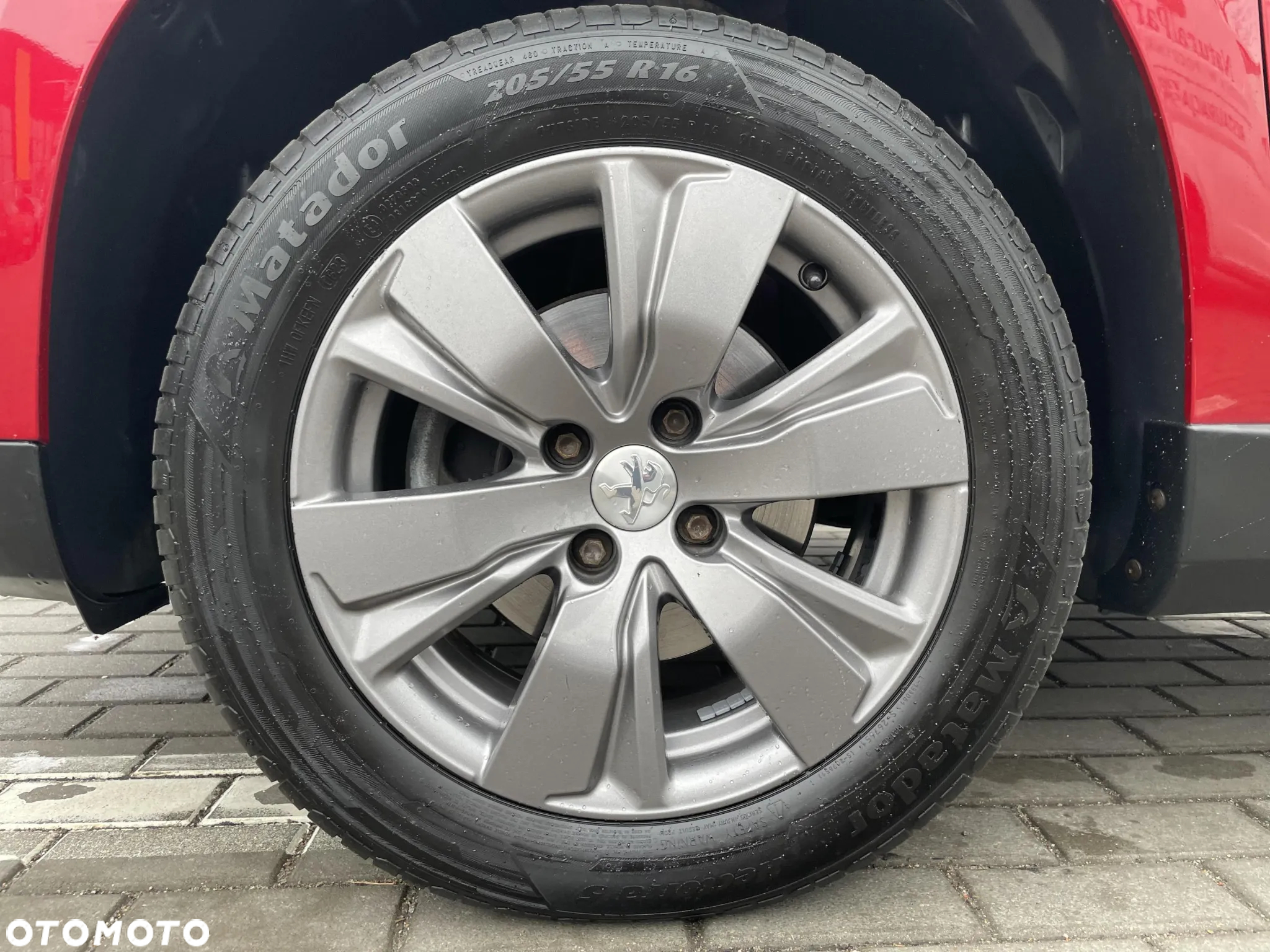 Peugeot 2008 1.2 Pure Tech Active S&S - 19