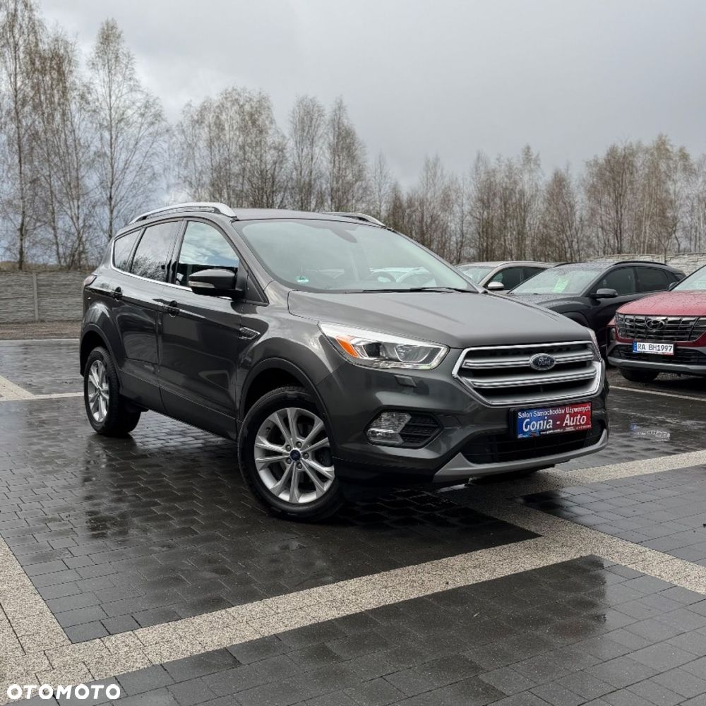 Ford Kuga - 2