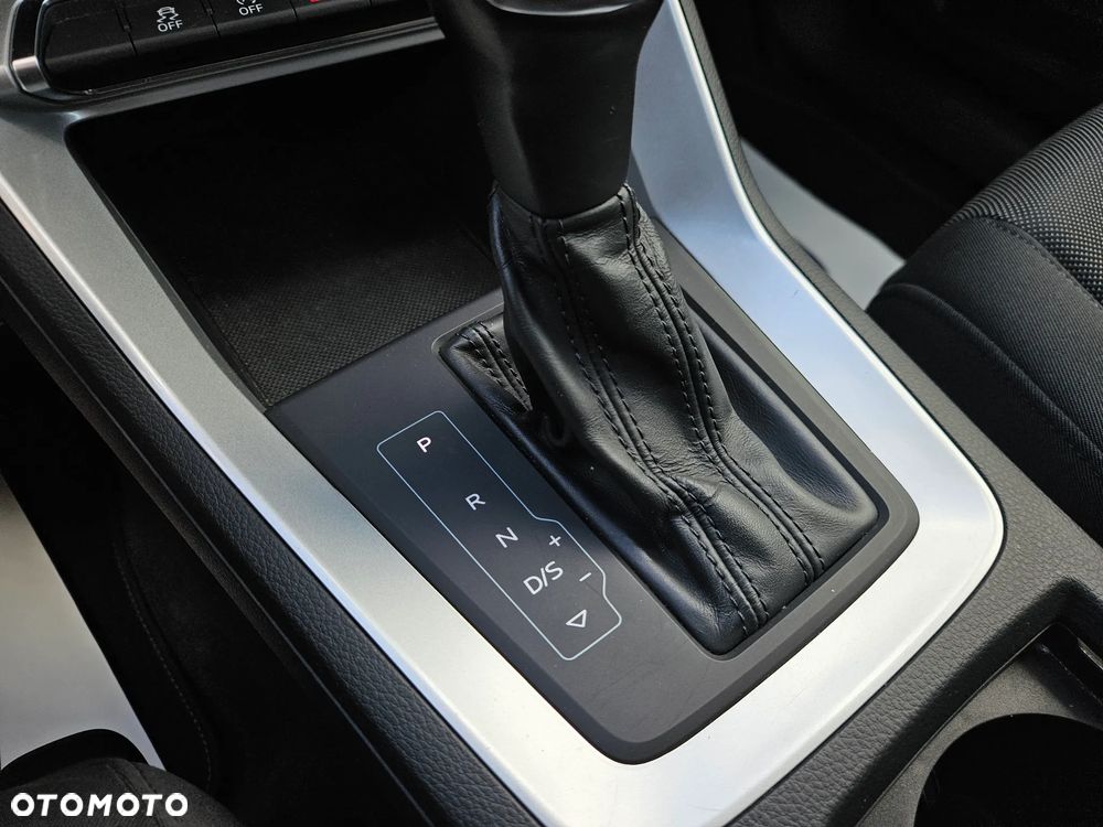 Audi Q3 - 18