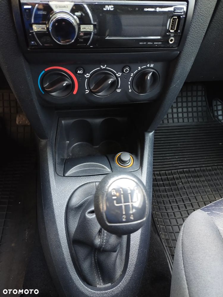 Renault Clio 1.2 16V Dynamique - 12