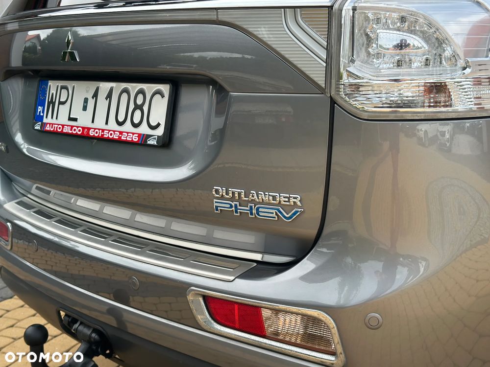 Mitsubishi Outlander - 39