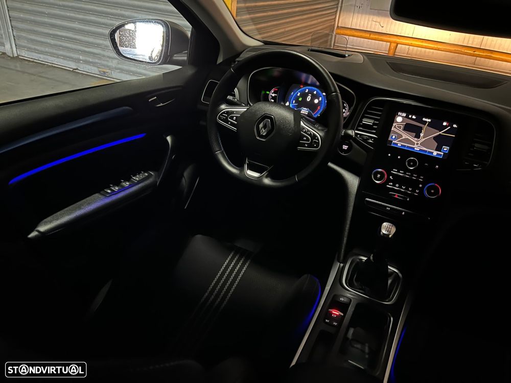 Renault Mégane 1.2 TCE GT Line - 28