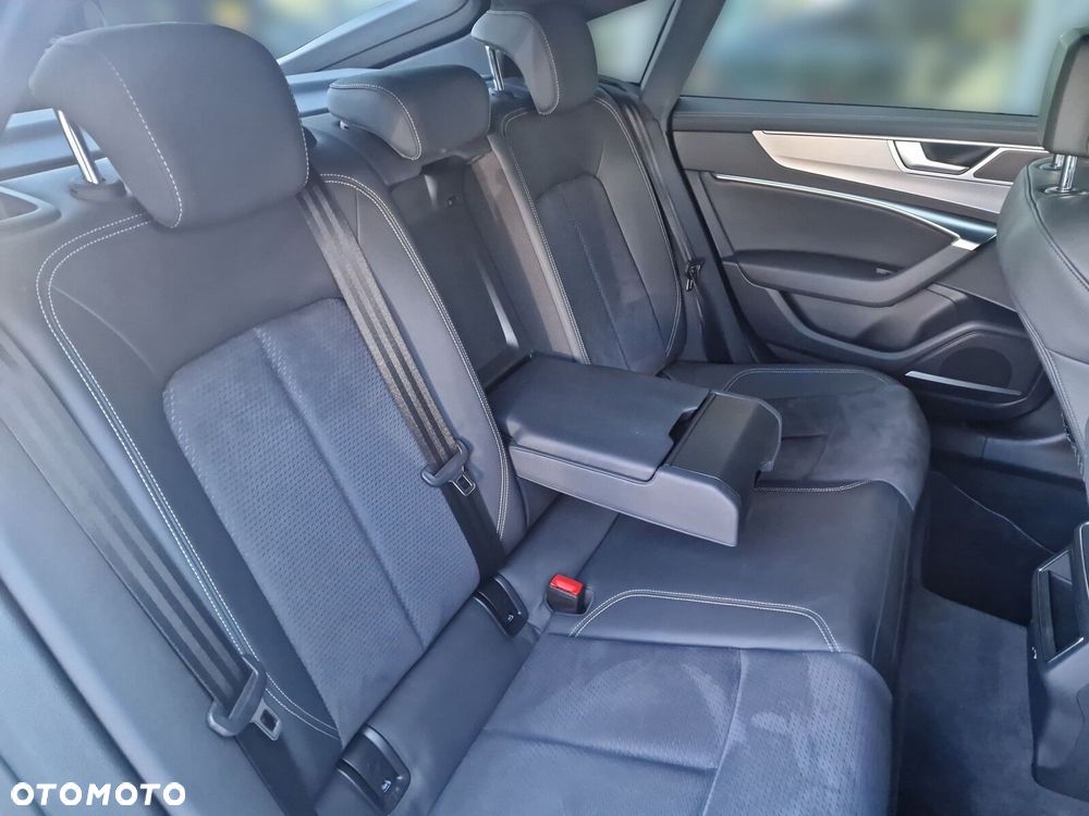 Audi A7 Sportback - 12